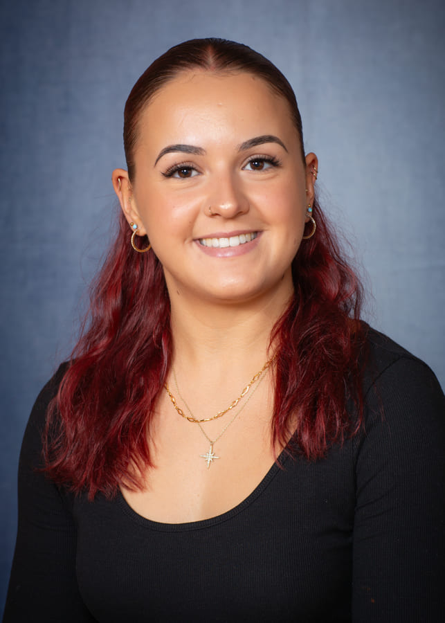Photo of Chloe Barneby